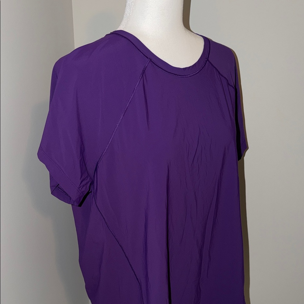 Athleta Women's Ultimate Train Tee Purple Top Large